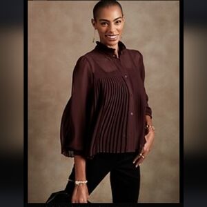 NWT Banana Republic Factory Petite Chiffon Pleated Blouse Sz S Petite